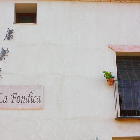 Hotel La Fonda De La Estacion La Puebla De Valverde Exterior photo